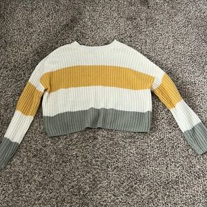 Moon and Madison cropped crewneck sweater